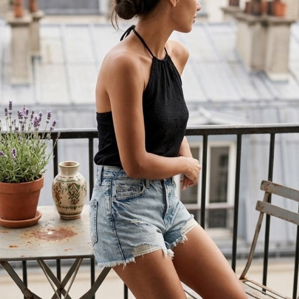 Wild Fable High Rise Distressed Denim Shorts Cutoff Frayed Hem NWT Size 2